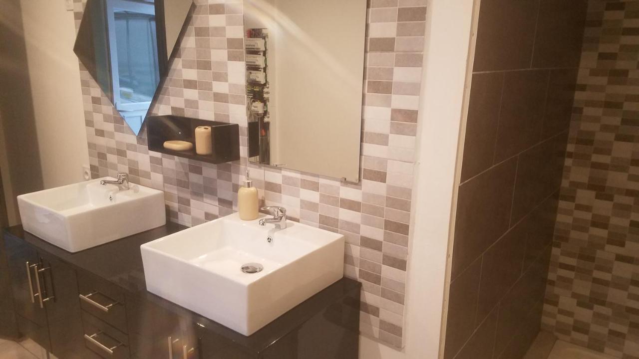 Tournus Castrum Romain- Loft 90M2 - 3 Etoiles - Petit Box Velo - 5Mn Autoroute Dış mekan fotoğraf